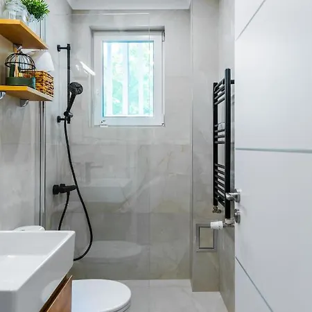 Stylish Lozenets 1bd Flat With Cozy Balcony Διαμέρισμα *